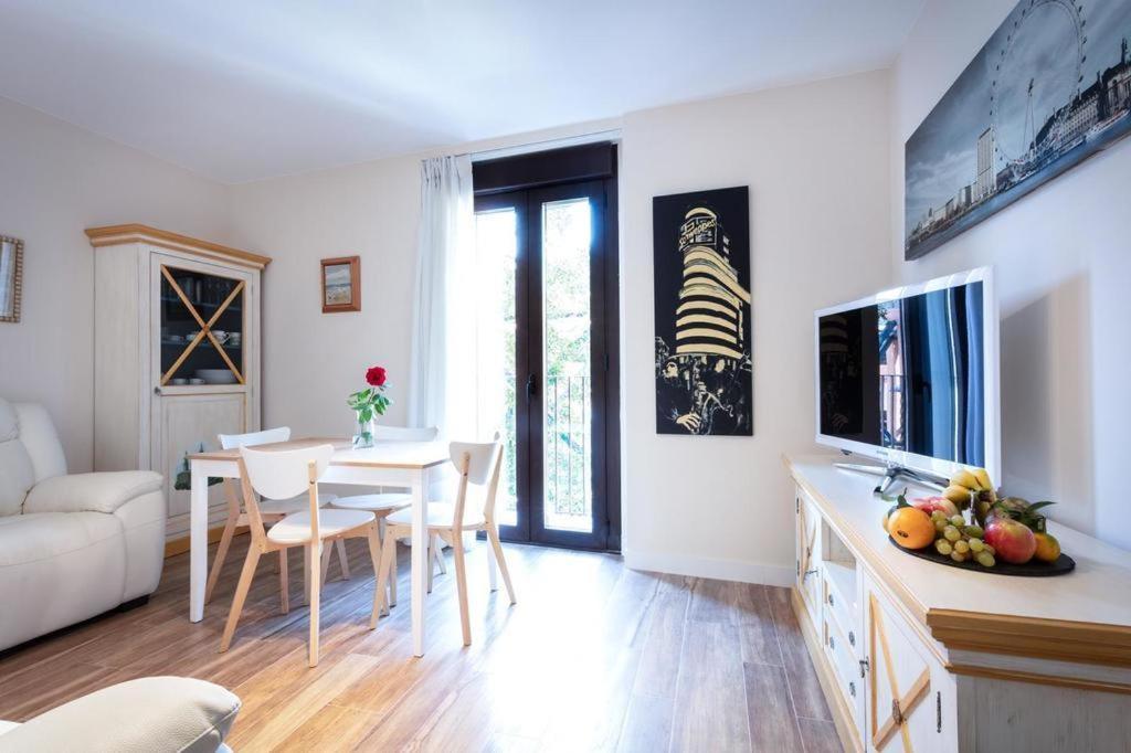 El Balcon Del Cesar Apartment ซาราโกซา ภายนอก รูปภาพ